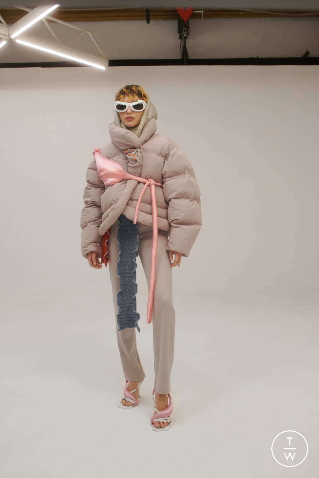 Fashion Week Paris Fall/Winter 2021 look 21 de la collection Ottolinger womenswear
