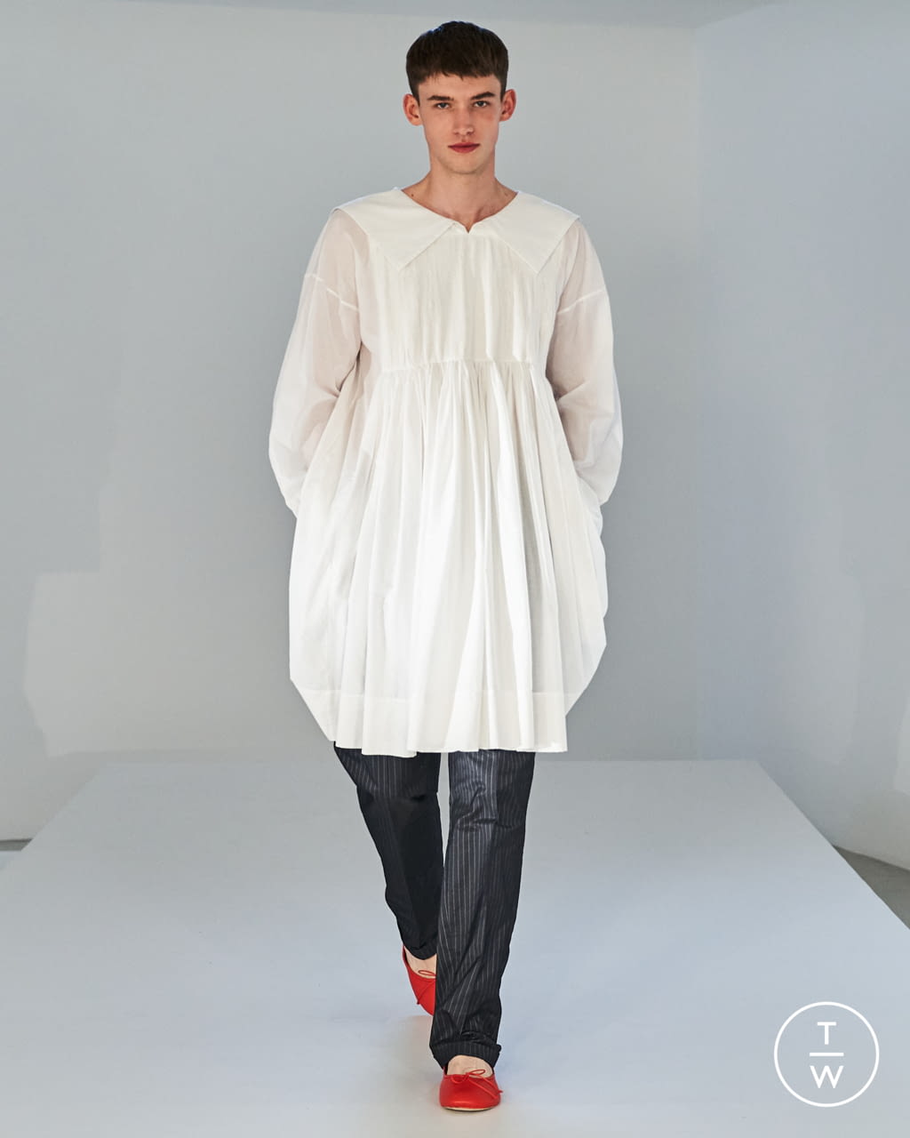 Fashion Week London Spring/Summer 2022 look 7 de la collection Molly Goddard womenswear