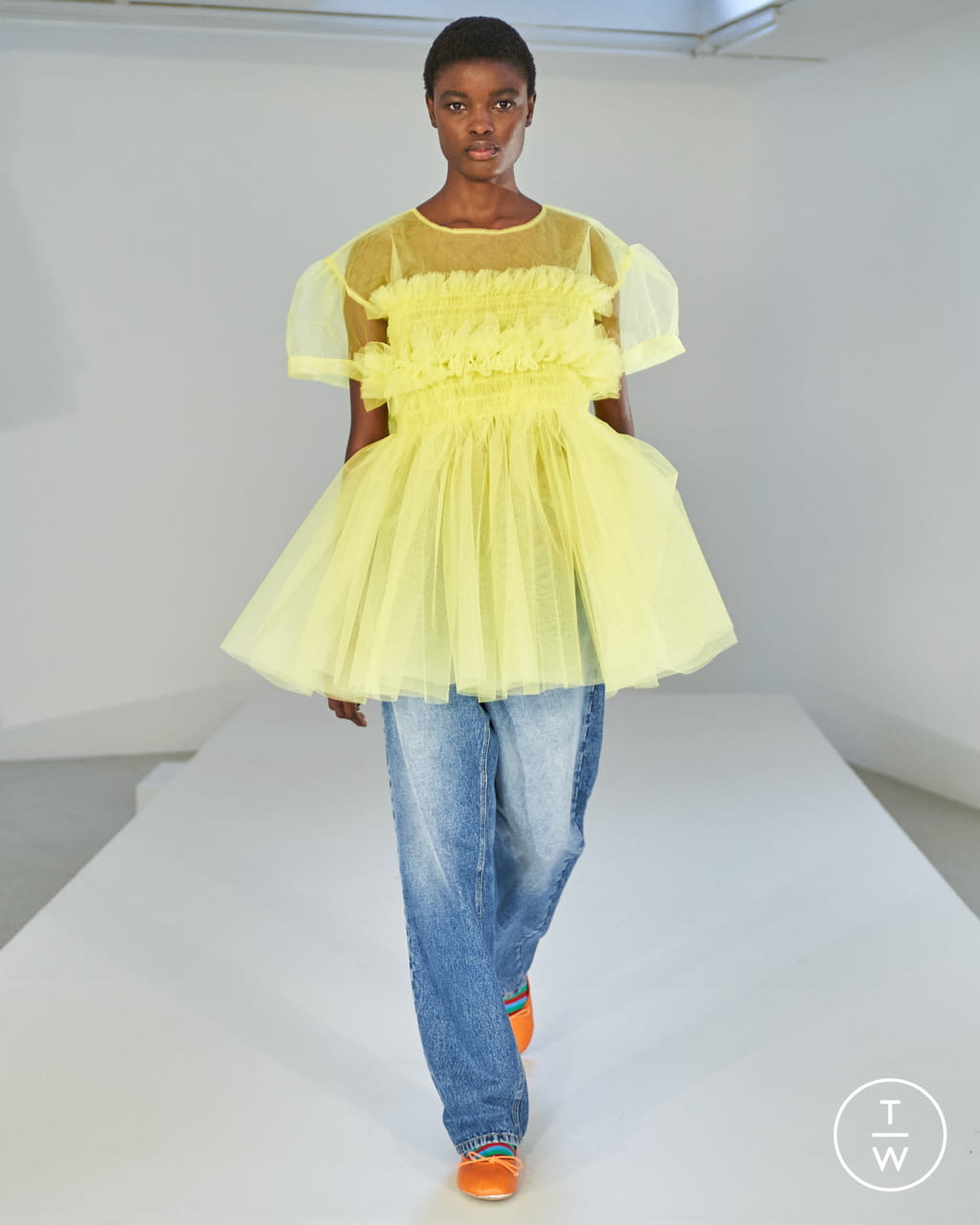 Fashion Week London Spring/Summer 2022 look 9 de la collection Molly Goddard womenswear
