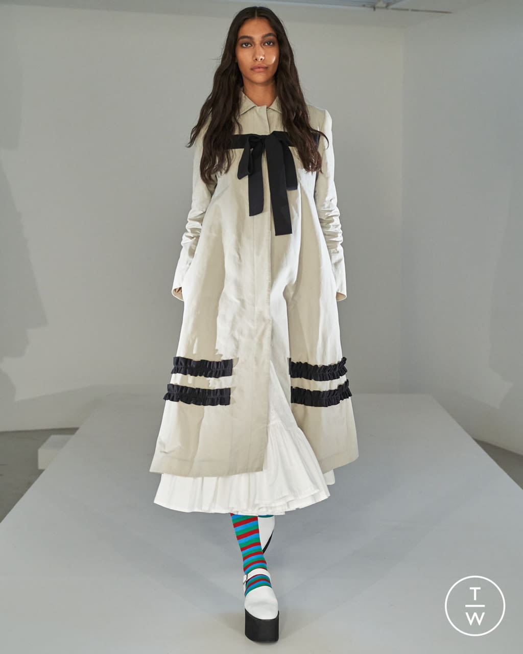 Fashion Week London Spring/Summer 2022 look 27 from the Molly Goddard collection 女装