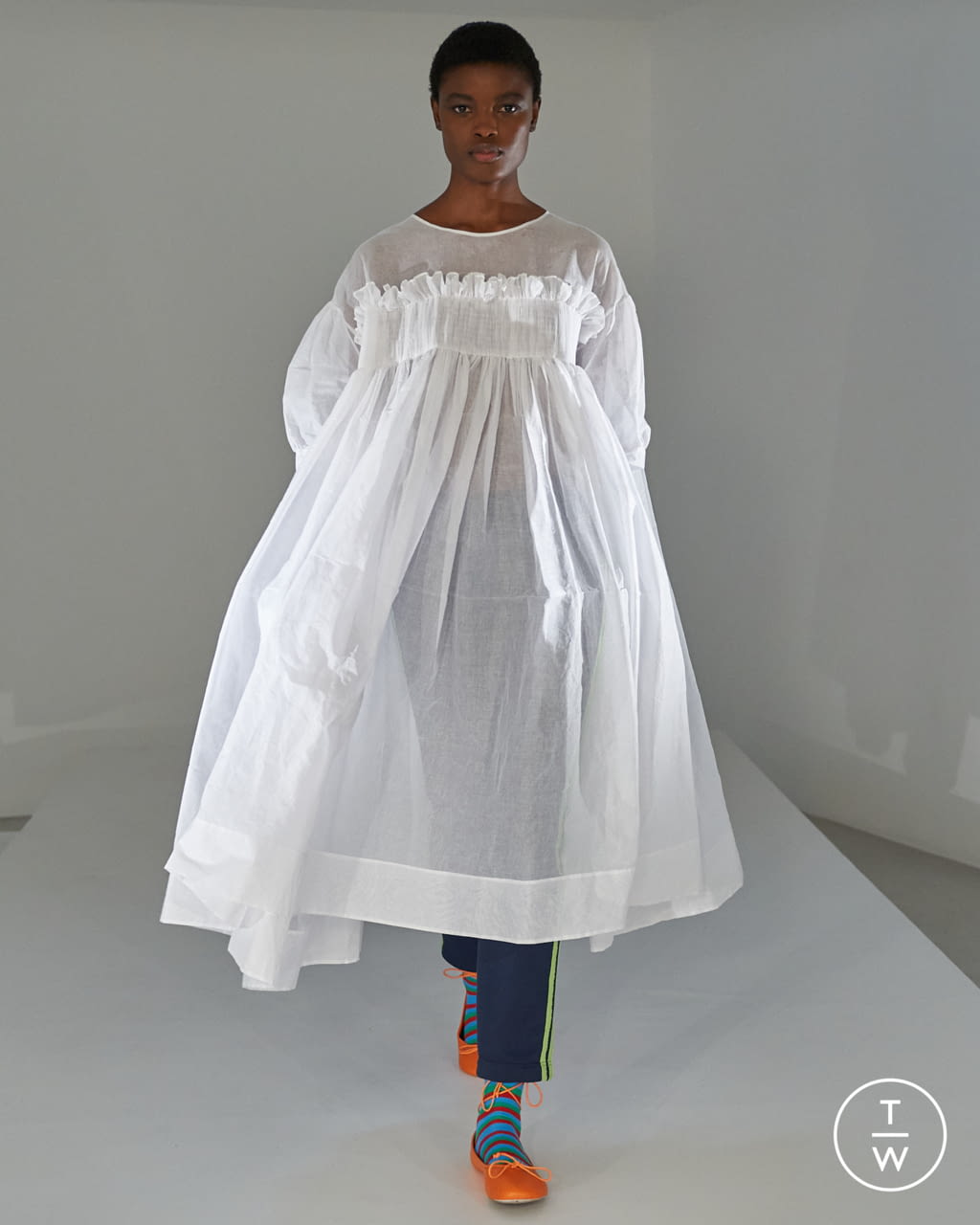 Fashion Week London Spring/Summer 2022 look 34 from the Molly Goddard collection womenswear