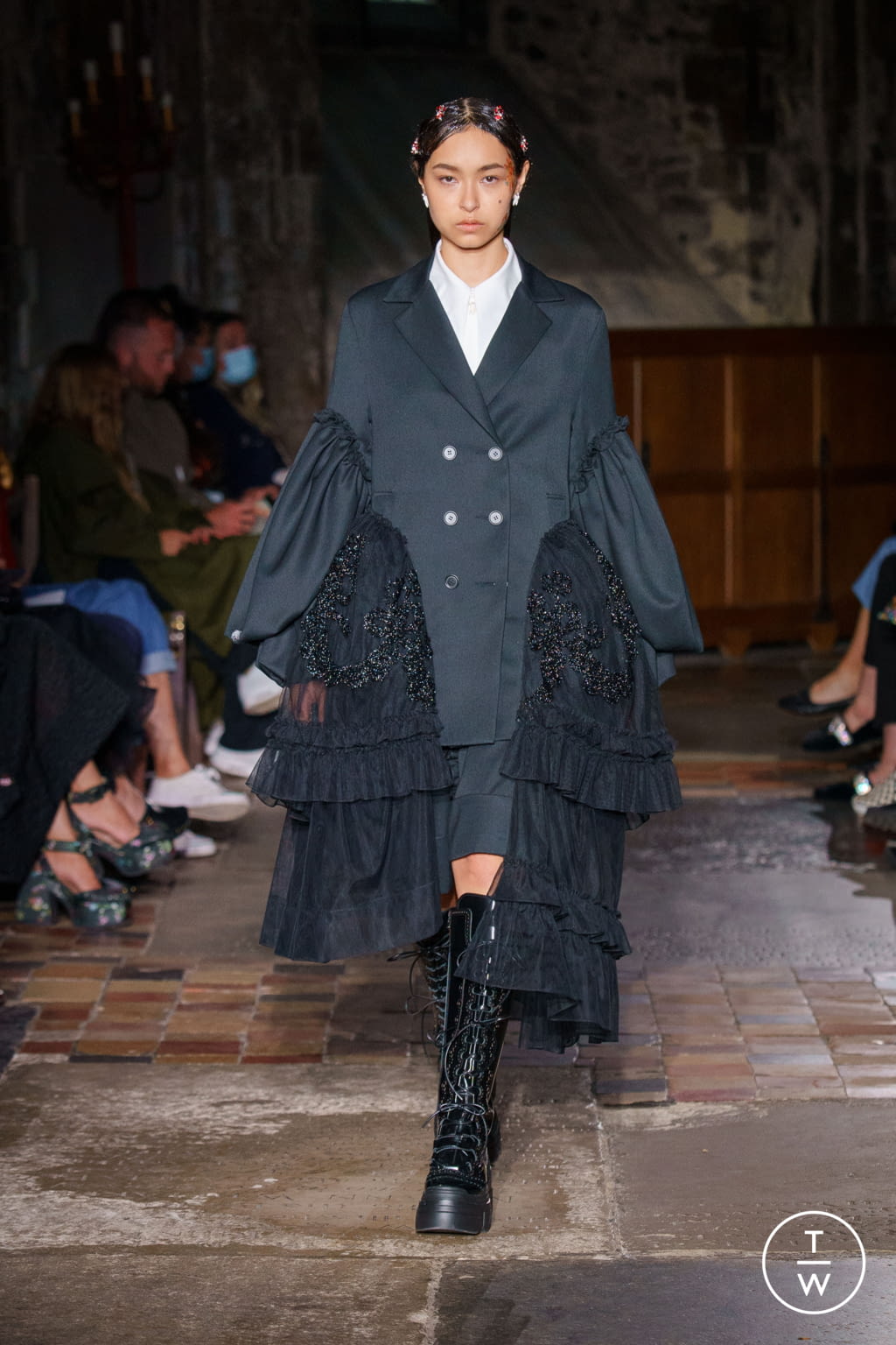 Fashion Week London Spring/Summer 2022 look 20 from the Simone Rocha collection 女装