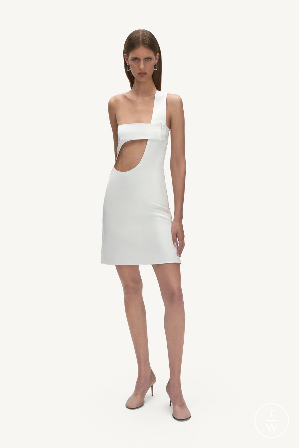 Fashion Week Paris Resort 2025 look 21 from the Courrèges collection womenswear