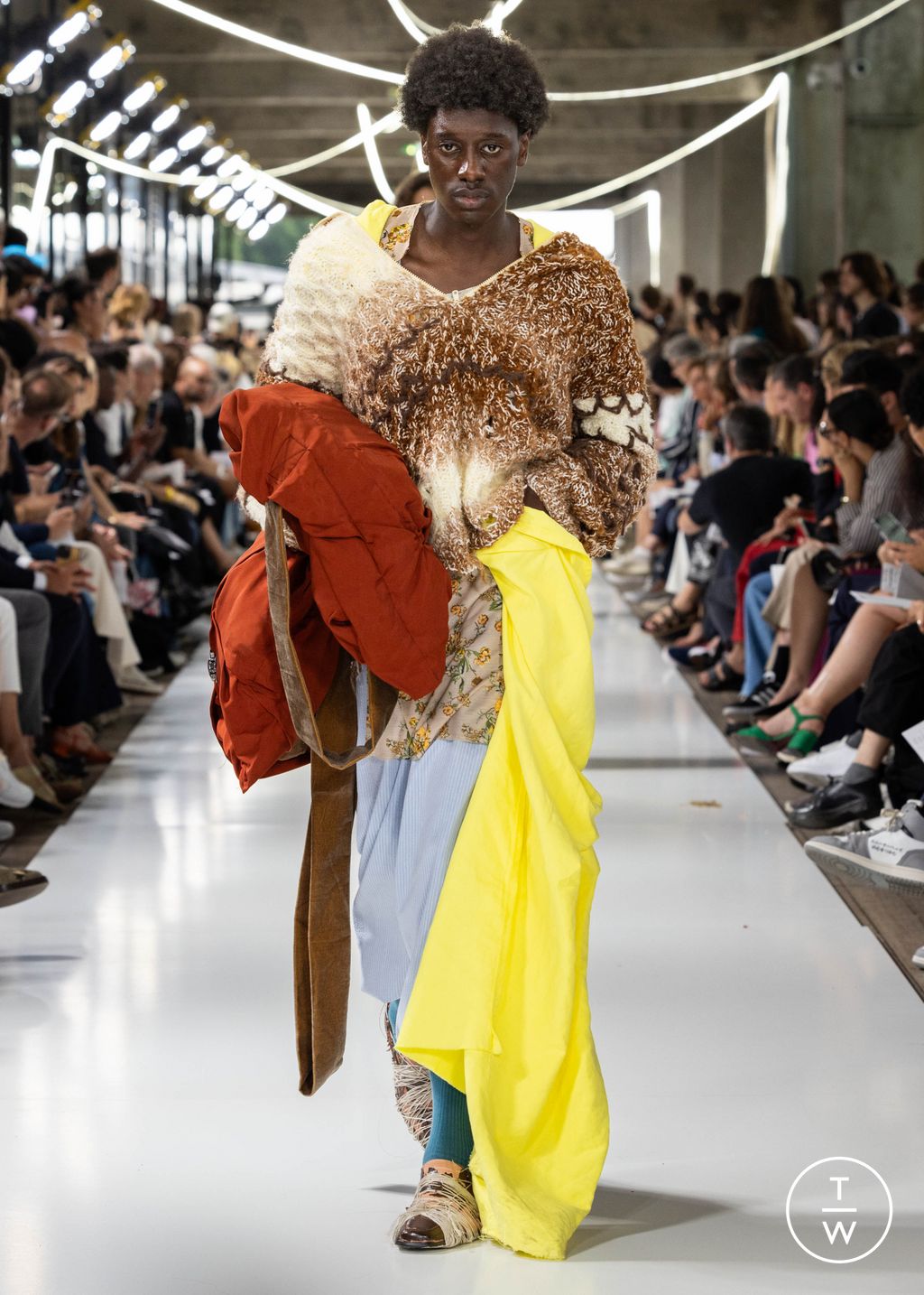 Fashion Week Paris Spring/Summer 2024 look 214 de la collection IFM PARIS menswear