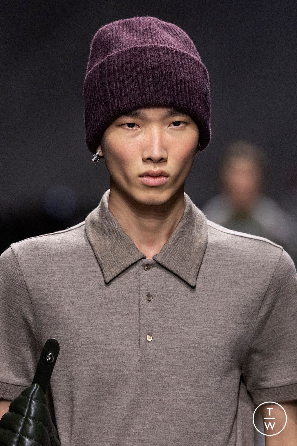 Fashion Week Paris Fall/Winter 2024 look 90 from the Fendi collection menswear accessories