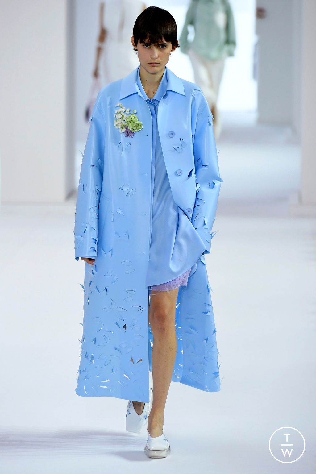 Fashion Week Paris Spring/Summer 2023 look 8 from the Shang Xia collection womenswear
