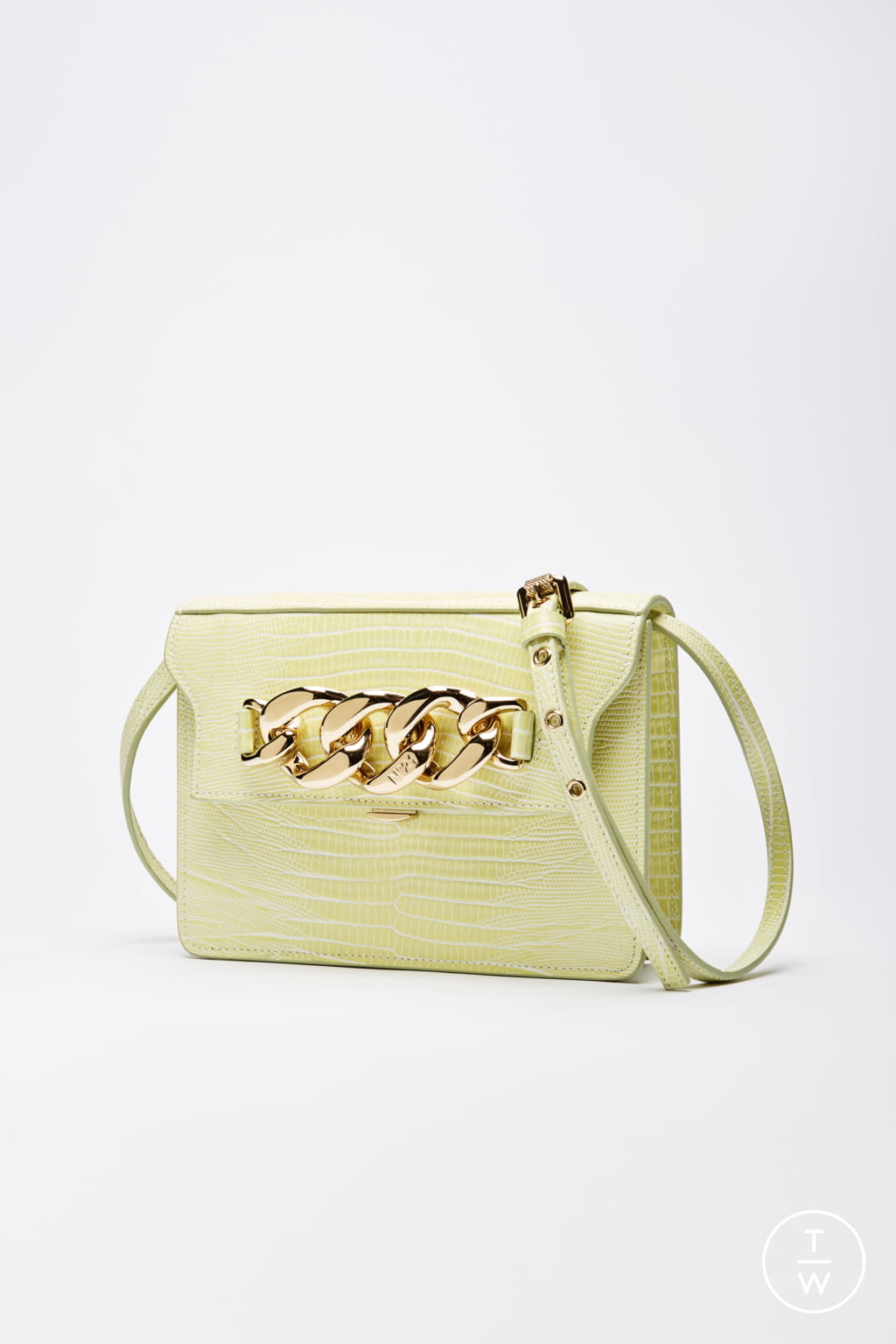 Fashion Week Milan Spring/Summer 2021 look 8 from the N°21 collection womenswear accessories