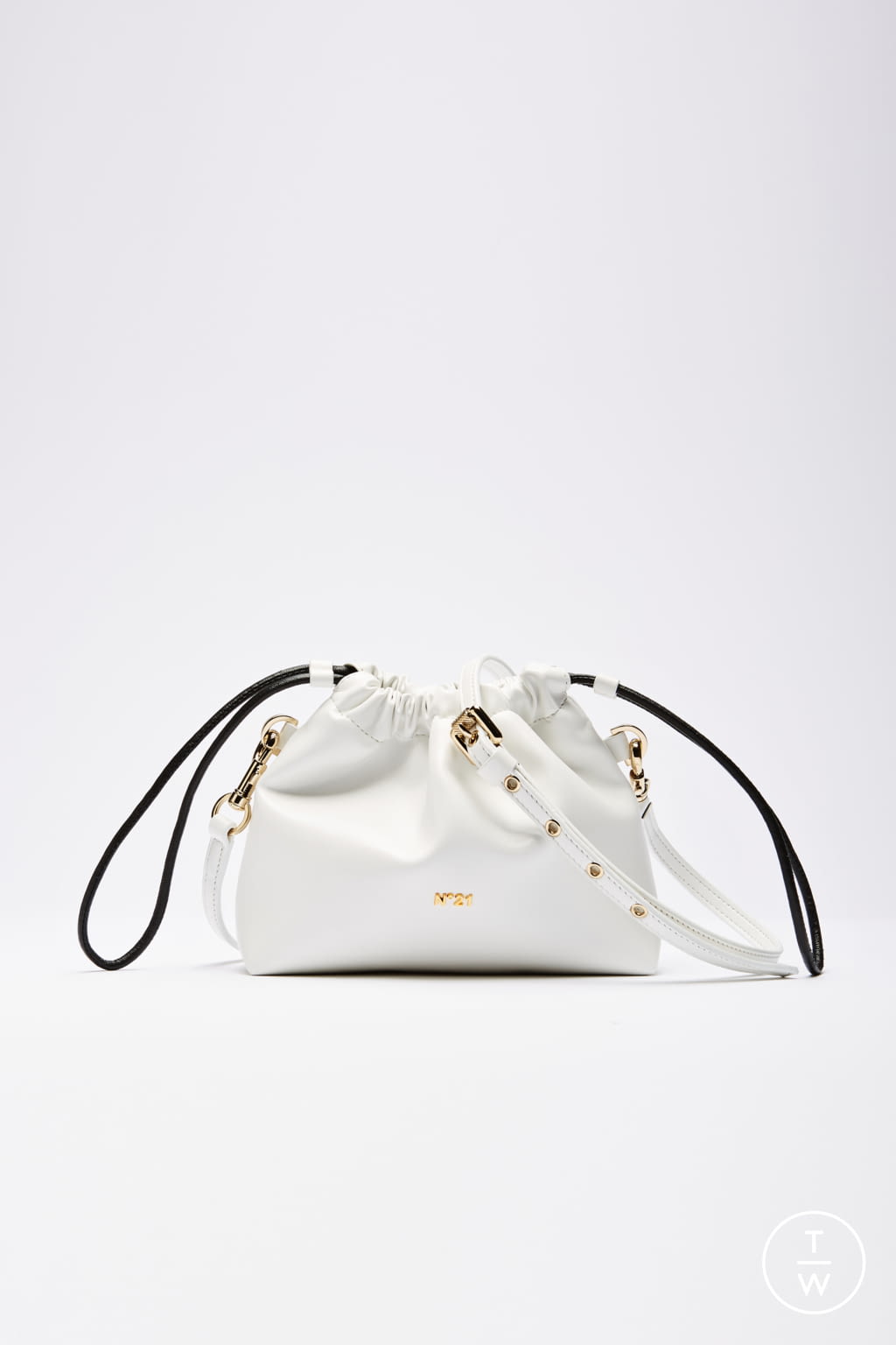 Fashion Week Milan Spring/Summer 2021 look 15 from the N°21 collection womenswear accessories