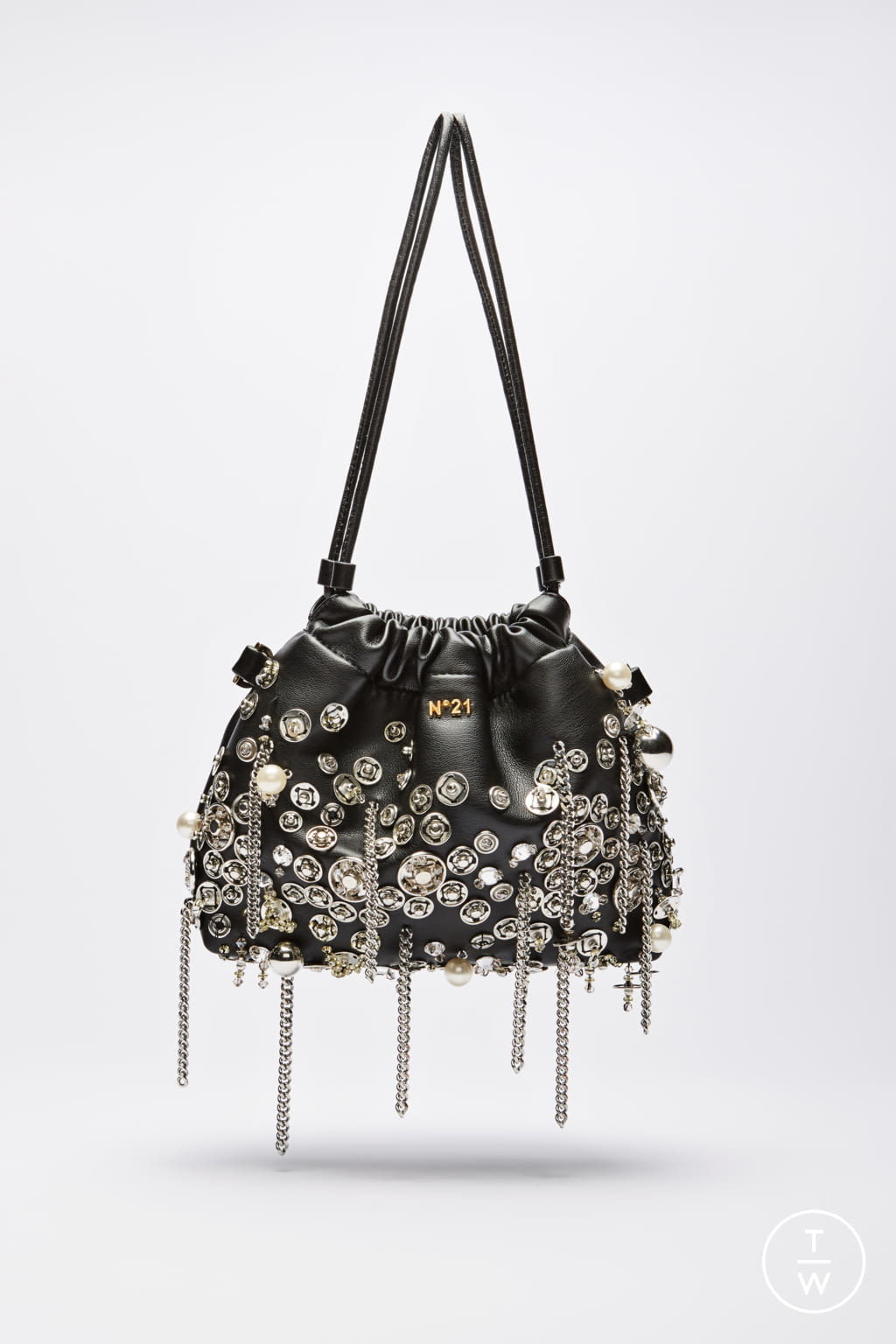 Fashion Week Milan Spring/Summer 2021 look 18 from the N°21 collection womenswear accessories