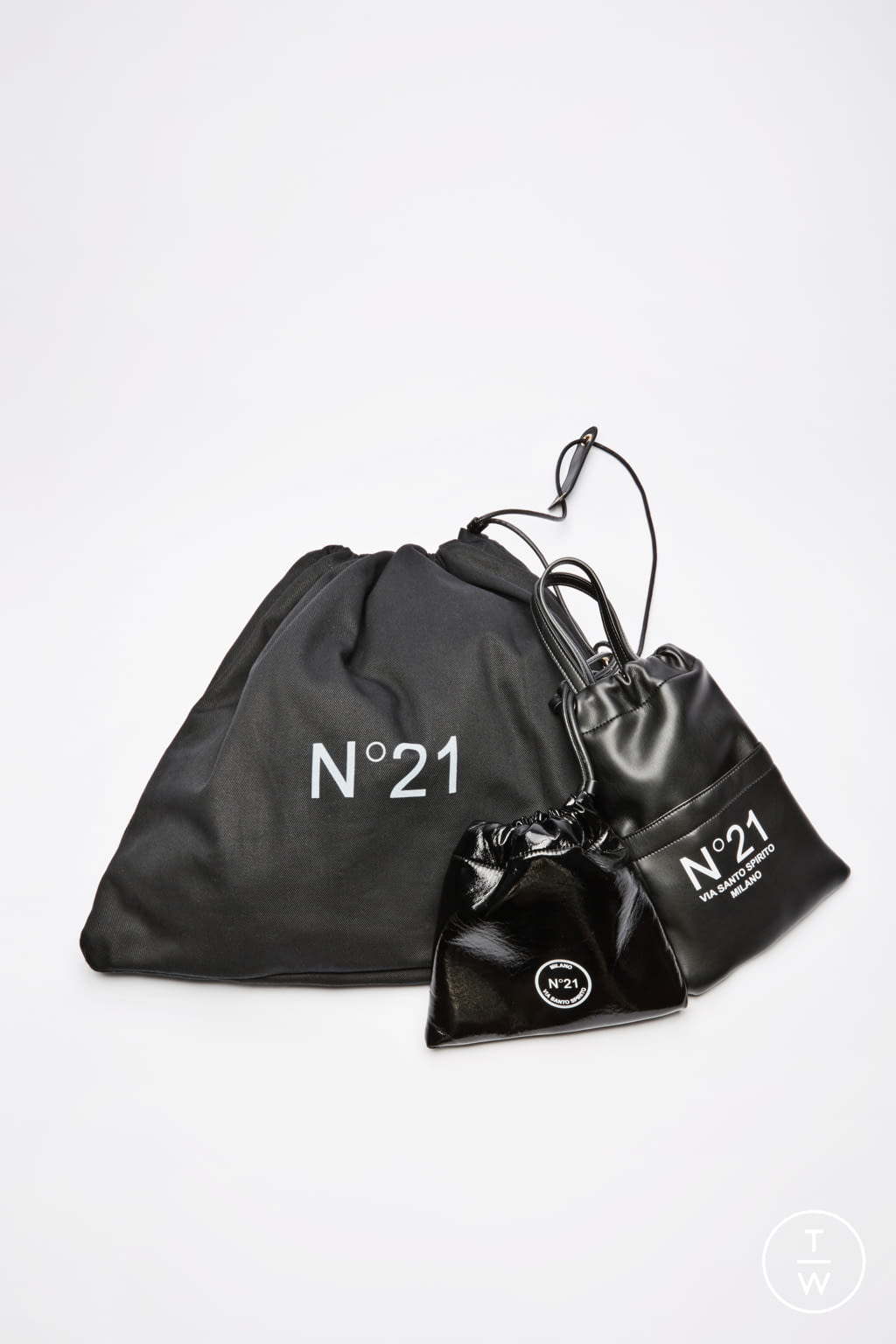 Fashion Week Milan Spring/Summer 2021 look 24 de la collection N°21 womenswear accessories