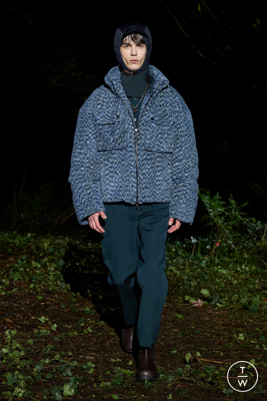 Fashion Week Paris Fall/Winter 2021 look 10 from the Wooyoungmi collection 男装