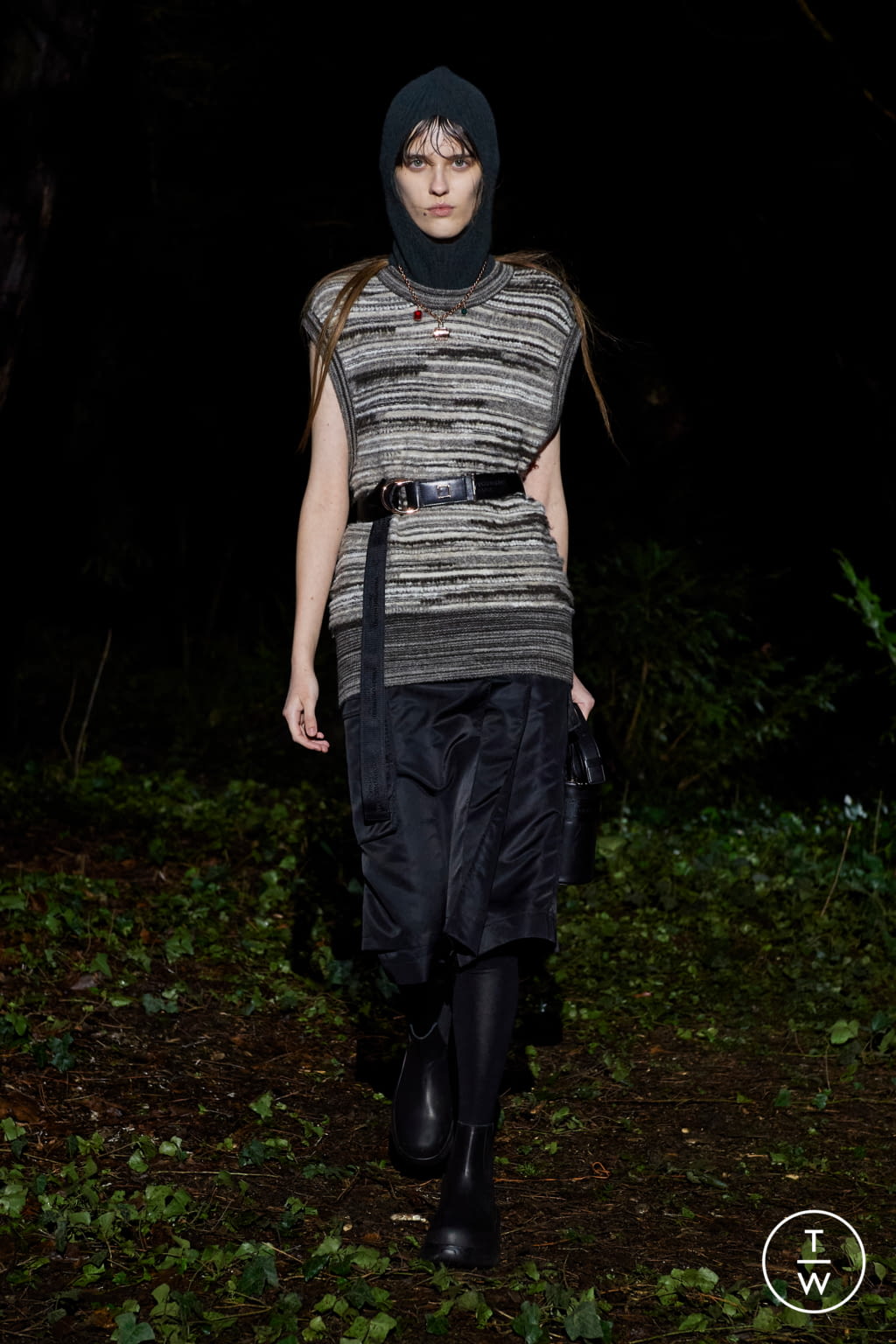 Fashion Week Paris Fall/Winter 2021 look 17 from the Wooyoungmi collection menswear