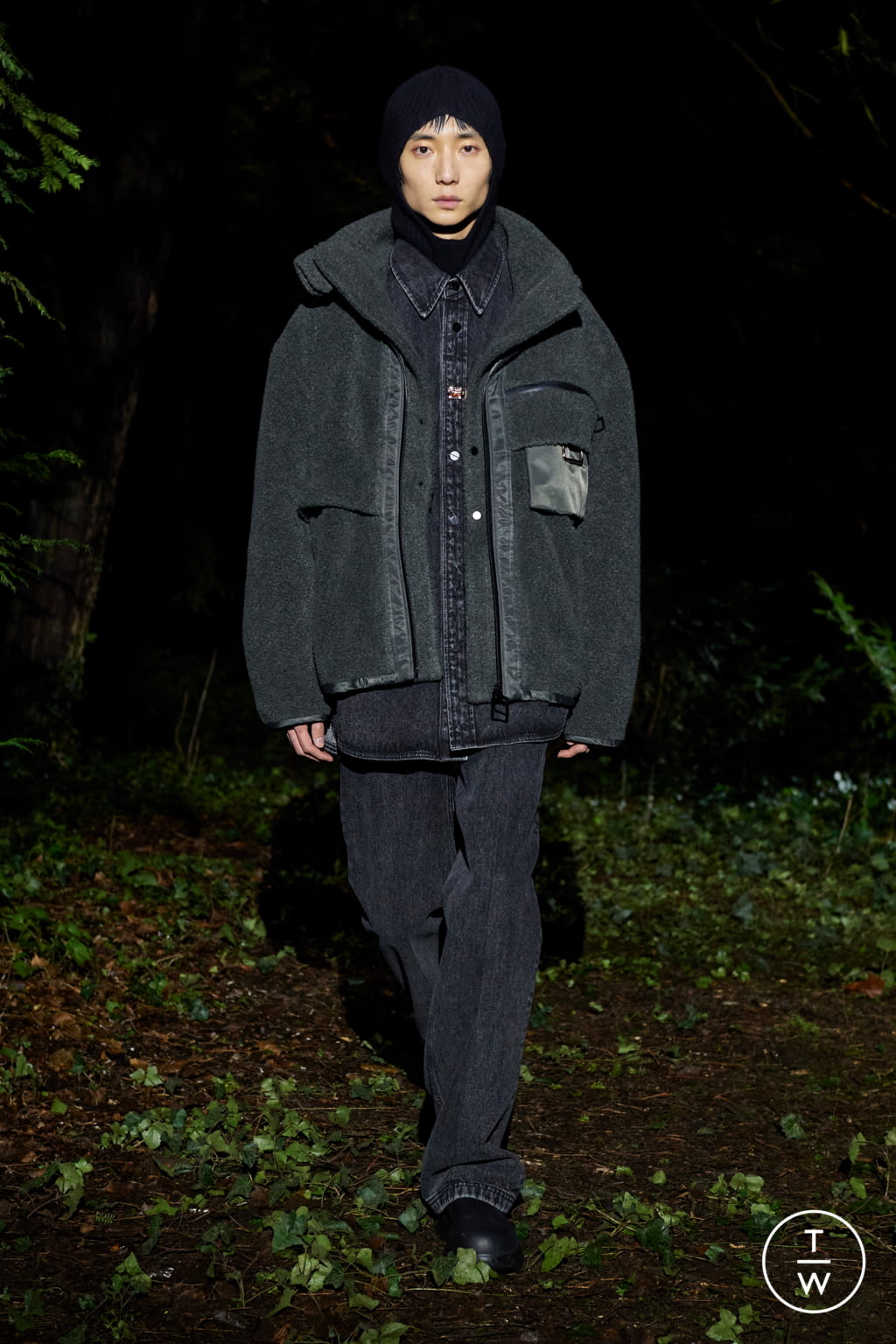 Fashion Week Paris Fall/Winter 2021 look 39 from the Wooyoungmi collection menswear