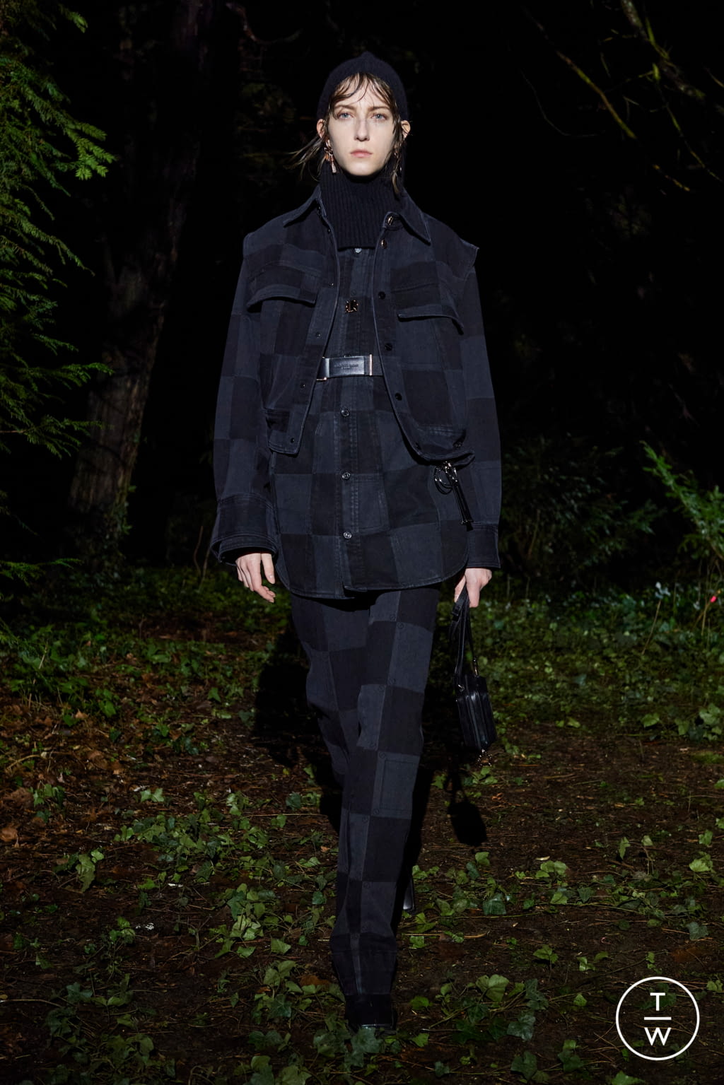 Fashion Week Paris Fall/Winter 2021 look 49 from the Wooyoungmi collection menswear