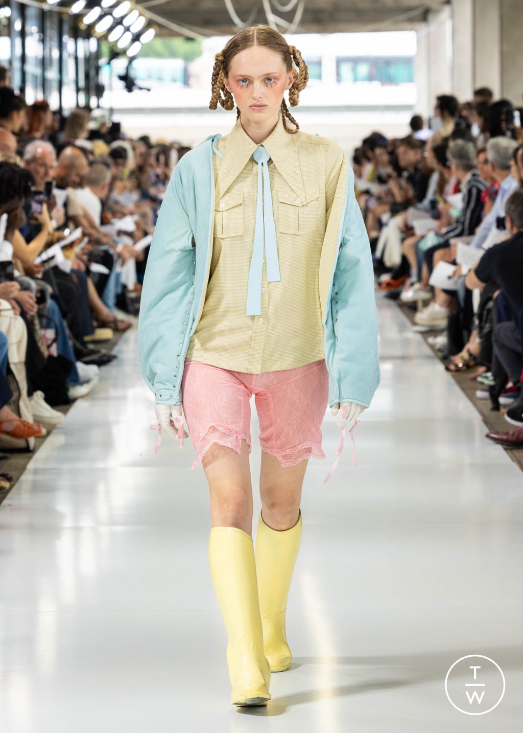 Fashion Week Paris Spring/Summer 2024 look 21 from the IFM PARIS collection menswear