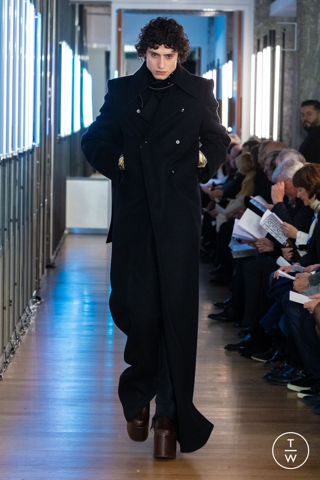 Fashion Week Paris Fall/Winter 2024 look 119 from the IFM PARIS collection womenswear