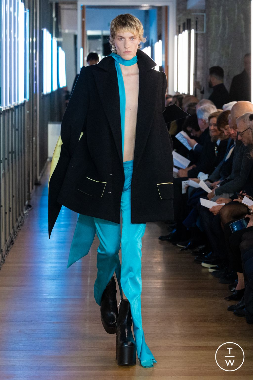 Fashion Week Paris Fall/Winter 2024 look 121 from the IFM PARIS collection womenswear