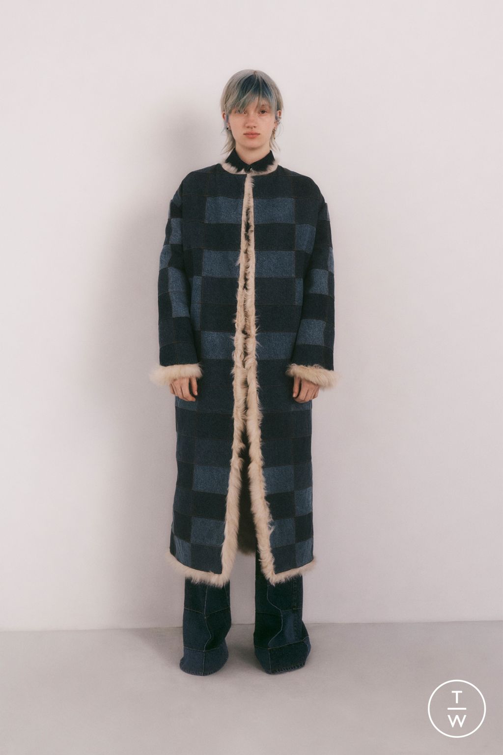 Fashion Week Paris Pre-Fall 2023 look 21 from the Chloé collection 女装