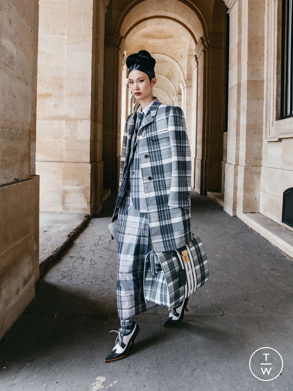 Fashion Week New York Resort 2023 look 21 from the Thom Browne collection 女装