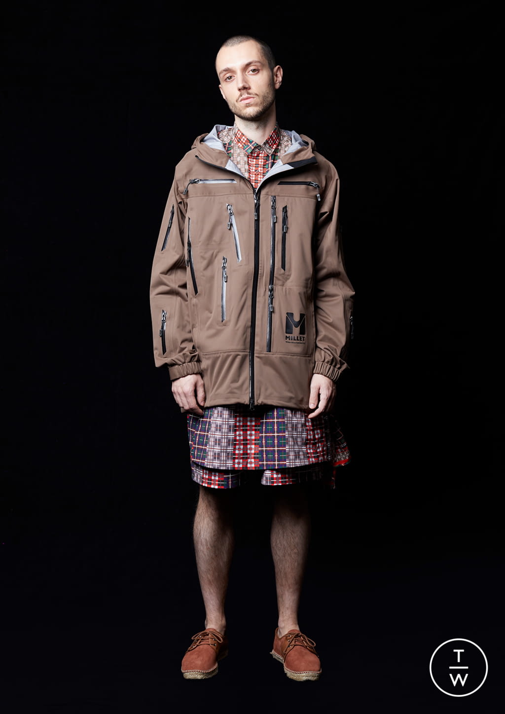 Fashion Week Paris Spring/Summer 2021 look 21 from the White Mountaineering collection menswear