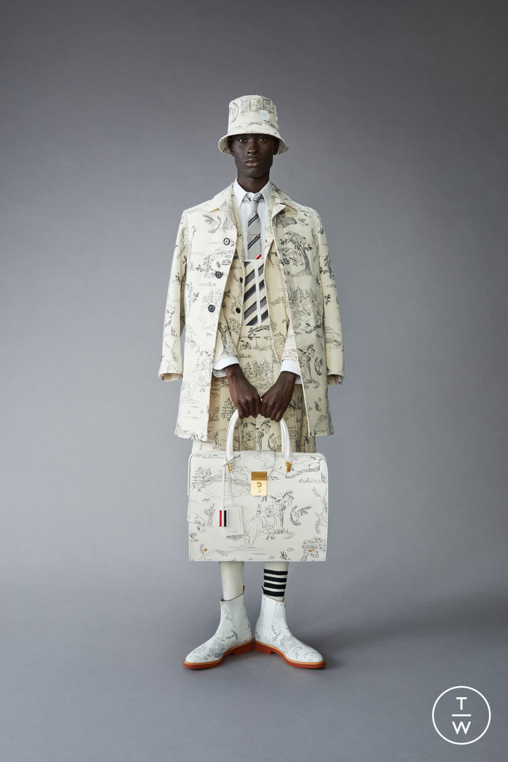 Fashion Week Paris Pre-Fall 2021 look 22 from the Thom Browne collection menswear