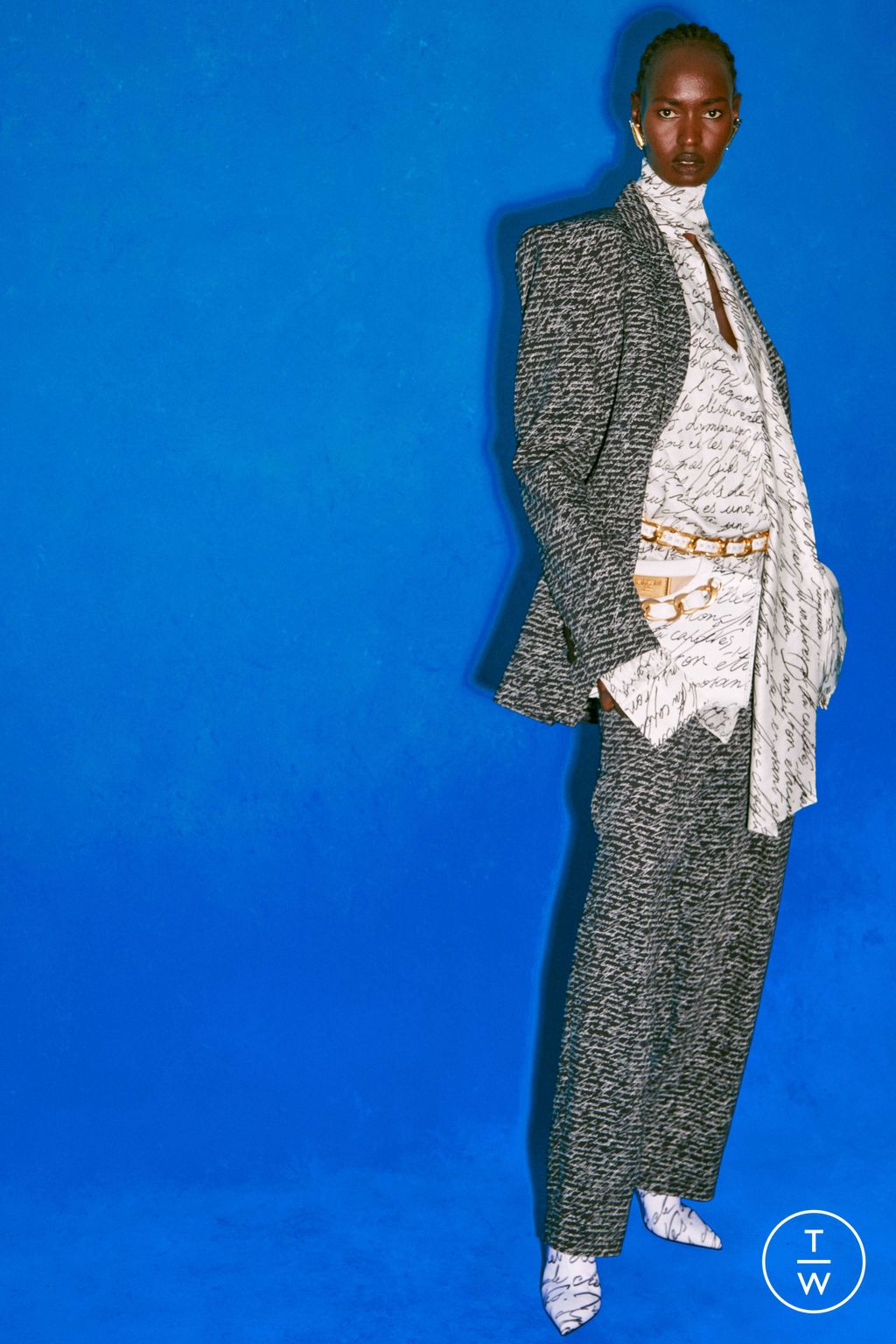 Fashion Week Paris Resort 2025 look 22 from the Balmain collection womenswear