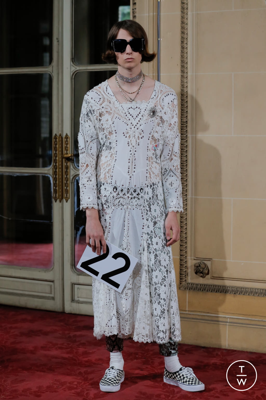 Fashion Week Paris Spring/Summer 2022 look 22 from the COOL TM* collection 男装