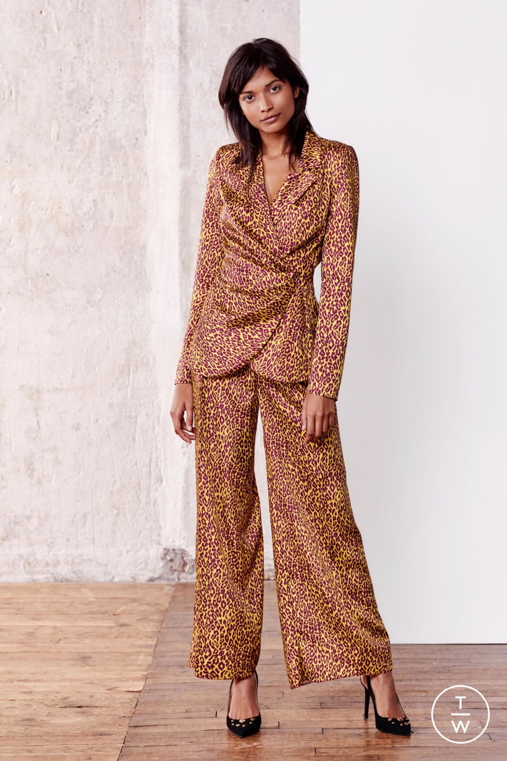 Fashion Week Paris Pre-Fall 2019 look 22 from the Paule Ka collection 女装