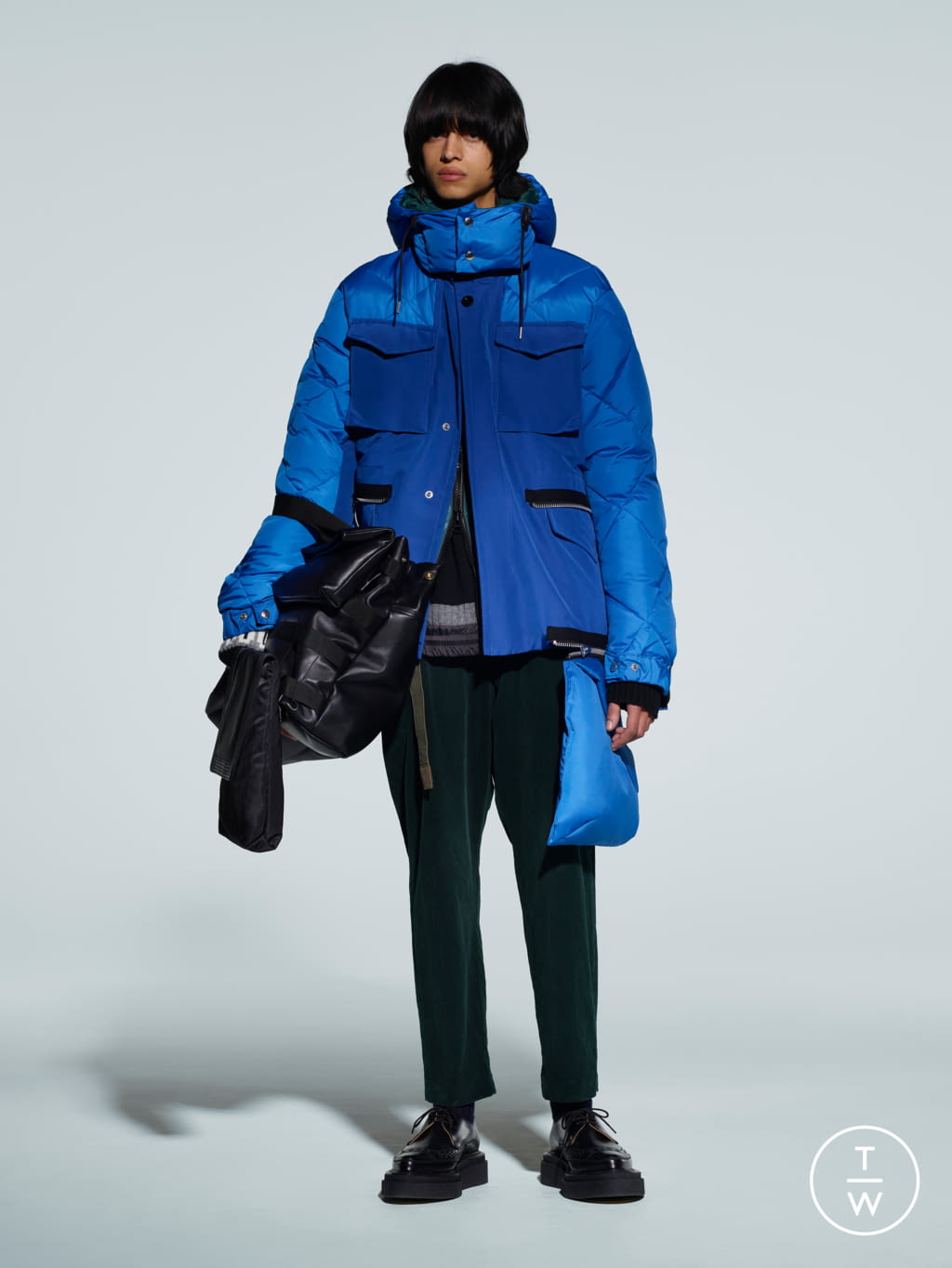 Fashion Week Paris Fall/Winter 2021 look 22 de la collection Sacai menswear