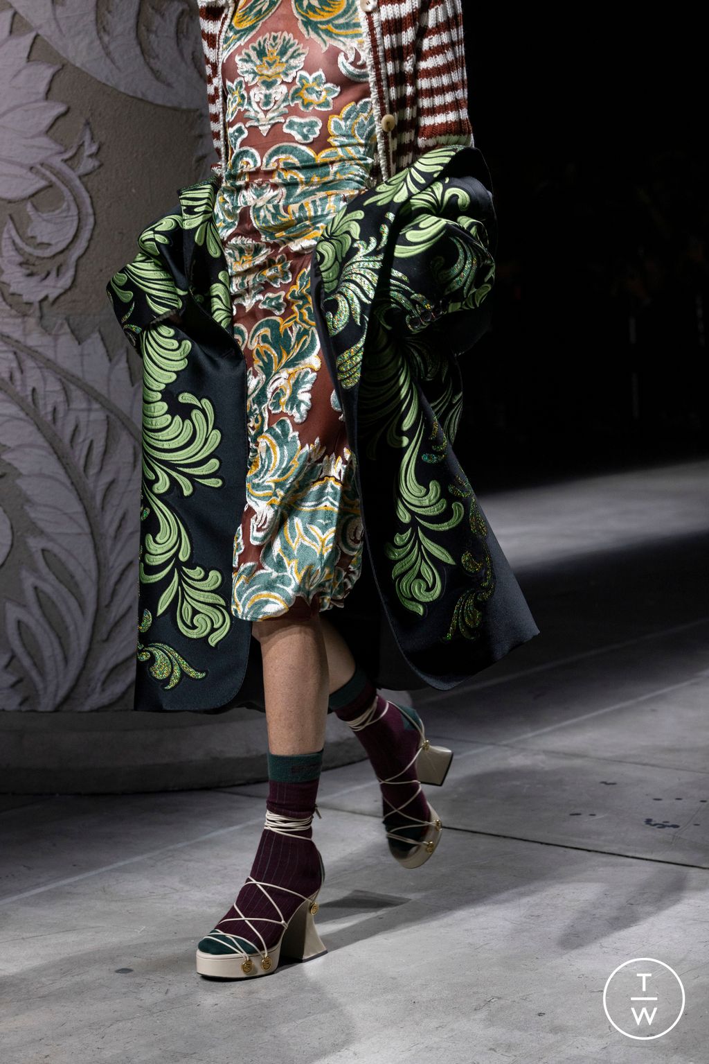 Fashion Week Milan Spring/Summer 2024 look 11 from the Etro collection 女装配饰