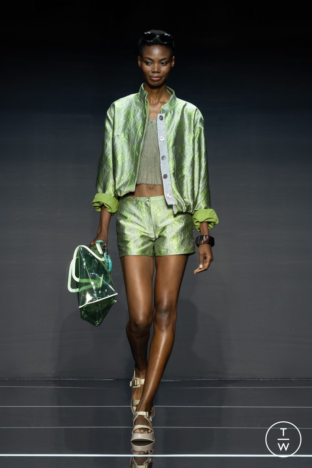 Fashion Week Milan Spring/Summer 2024 look 22 from the Emporio Armani collection 女装