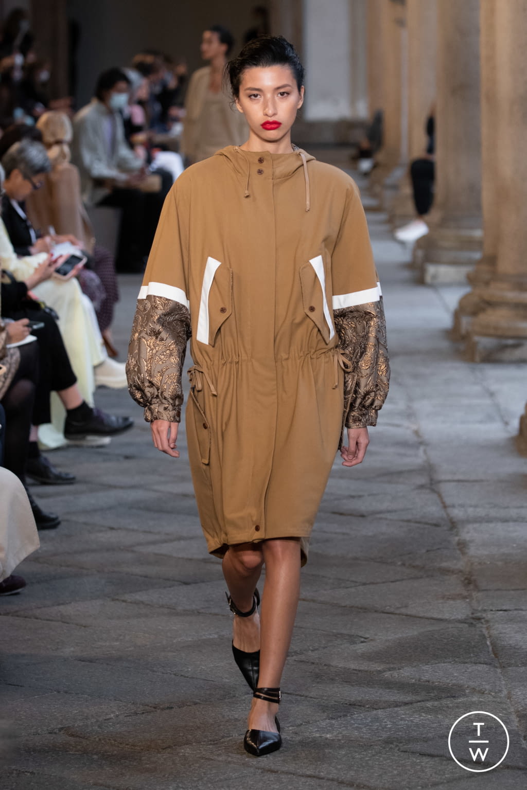 Fashion Week Milan Spring/Summer 2021 look 22 from the Max Mara collection womenswear