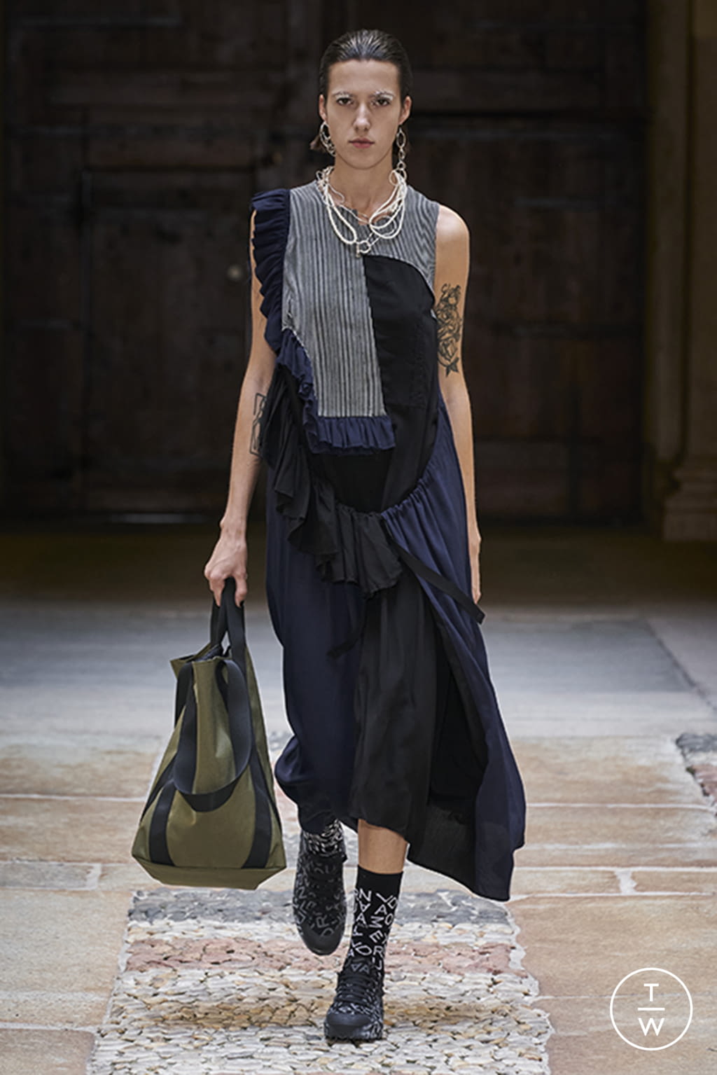 Fashion Week Milan Spring/Summer 2021 look 22 from the Alexandra Moura collection 女装