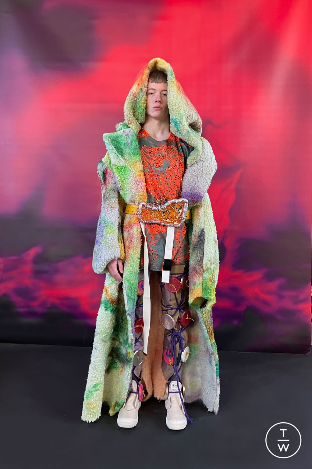 Fashion Week London Fall/Winter 2021 look 22 de la collection Matty Bovan womenswear