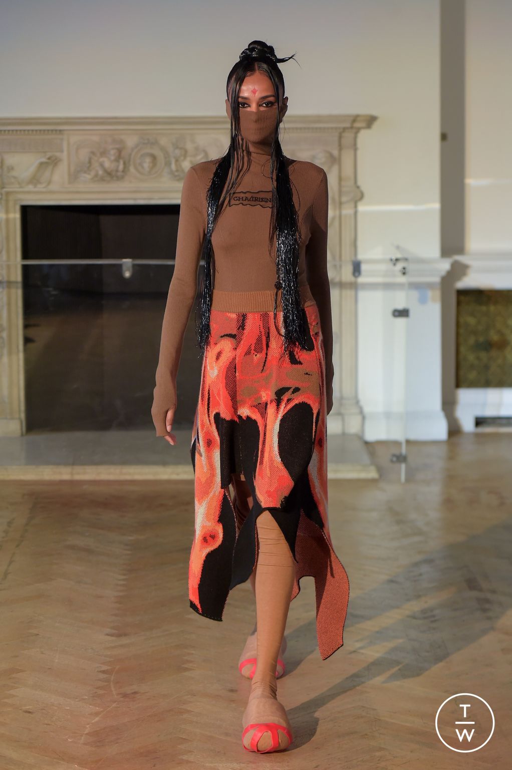 Fashion Week London Fall/Winter 2023 look 22 de la collection Chau Rising womenswear