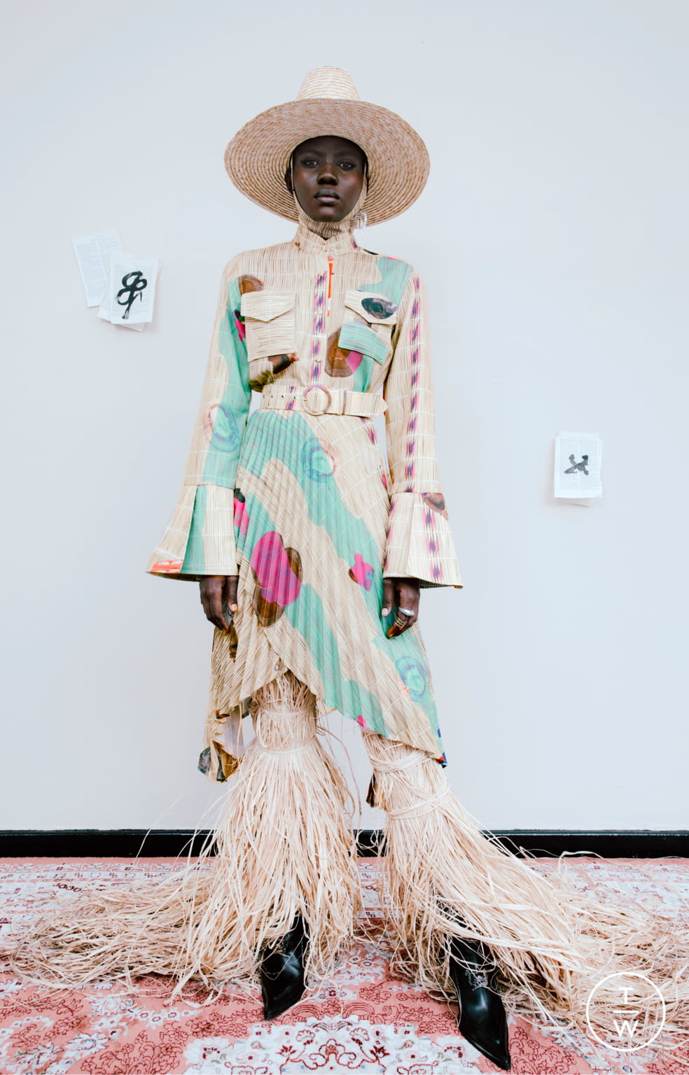 Fashion Week Paris Fall/Winter 2021 look 22 de la collection Thebe Magugu womenswear