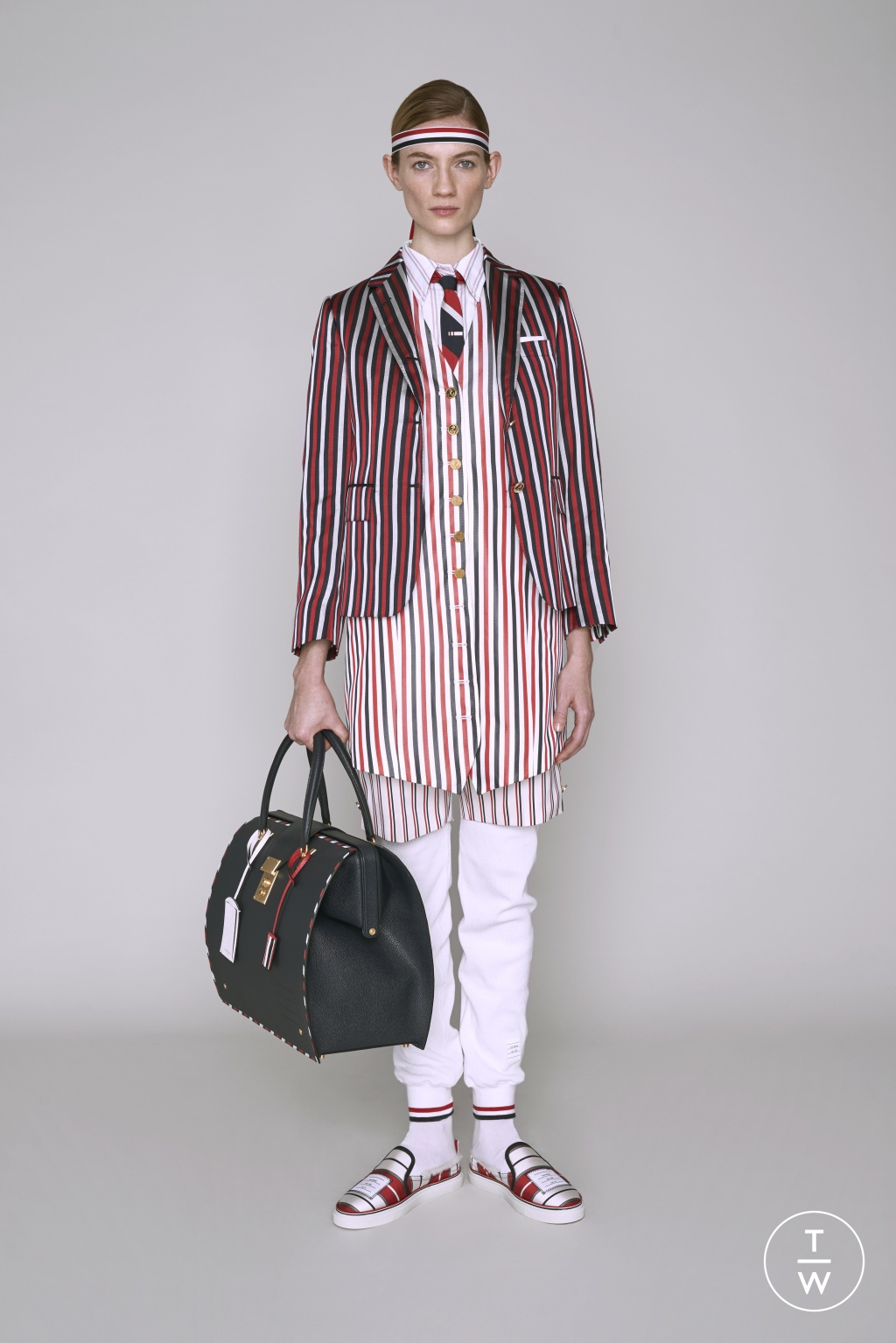 Fashion Week Paris Pre-Fall 2019 look 22 from the Thom Browne collection womenswear