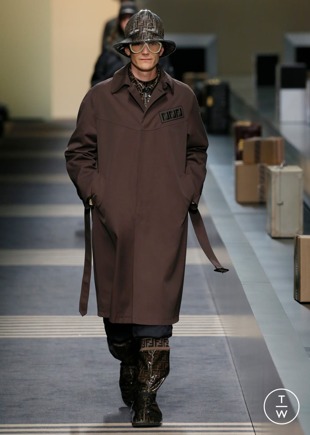 Fashion Week Milan Fall/Winter 2018 look 22 from the Fendi collection menswear