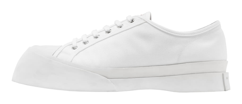 Fashion Week Milan Spring/Summer 2019 look 22 from the Marni collection menswear accessories