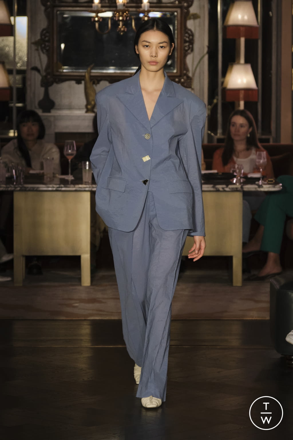 Fashion Week London Fall/Winter 2022 look 29 from the Rejina Pyo collection womenswear