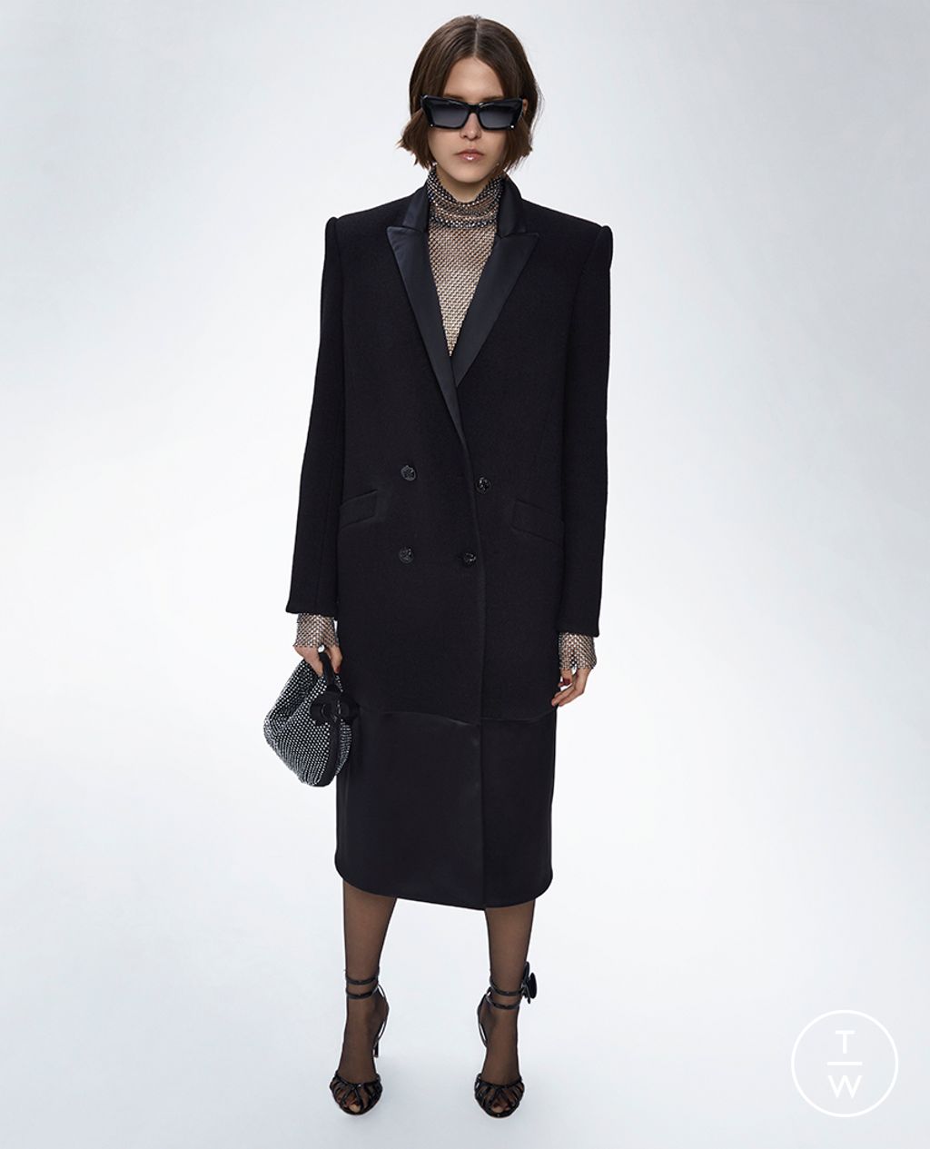 Fashion Week Milan Pre-Fall 2023 look 19 from the Genny collection womenswear