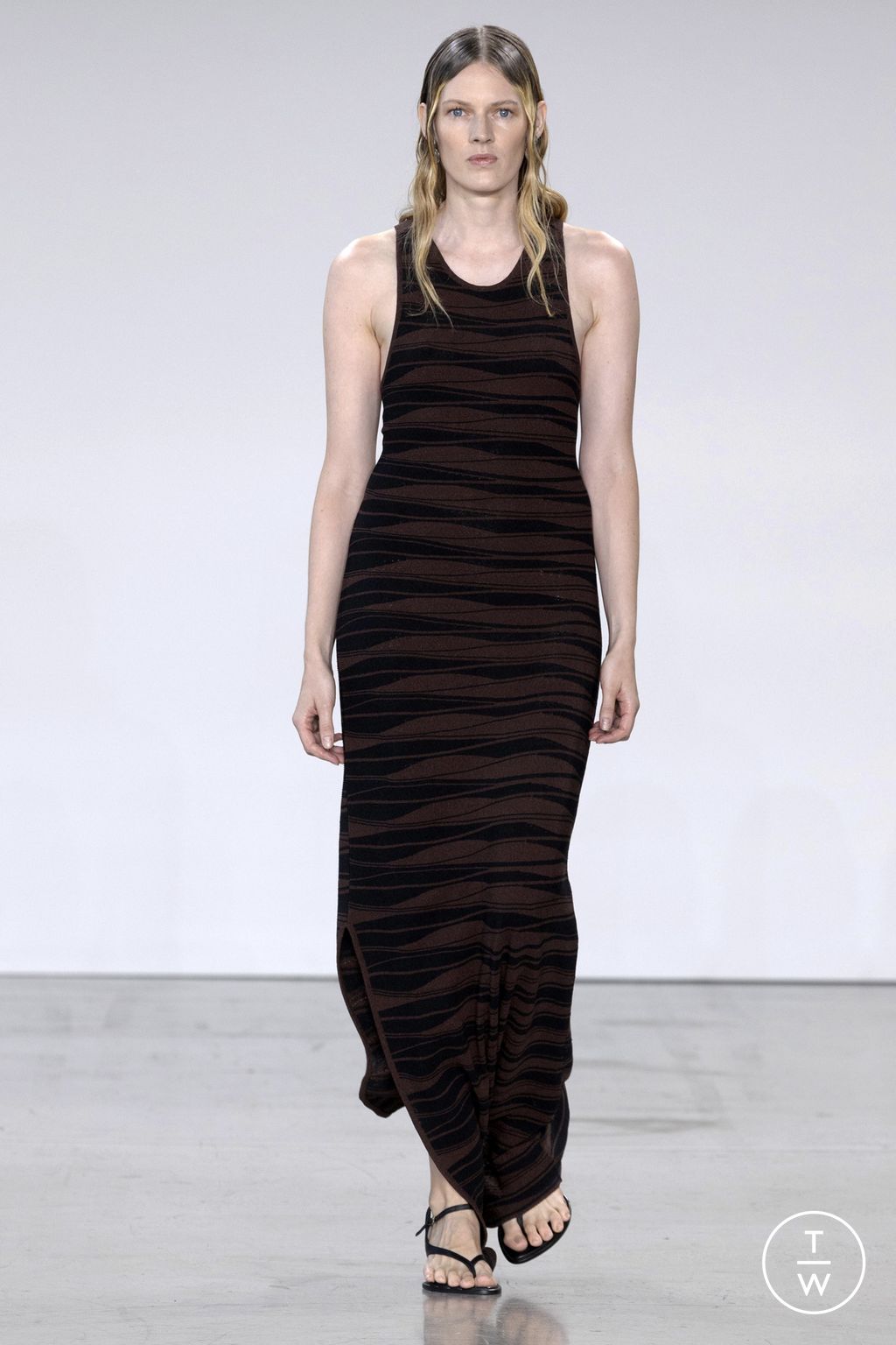 Fashion Week New York Spring/Summer 2023 look 10 from the Deveaux collection 女装