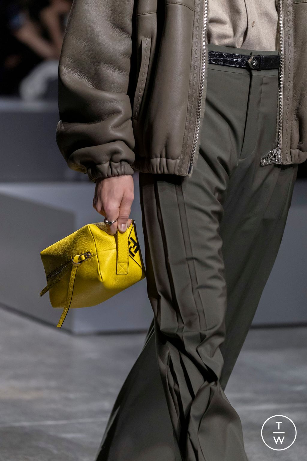 Fashion Week Paris Fall/Winter 2024 look 49 from the Fendi collection menswear accessories