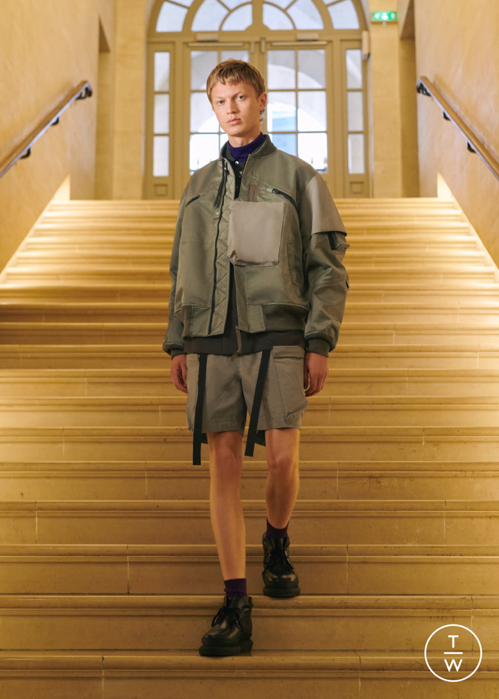 Fashion Week Paris Spring/Summer 2022 look 1 from the Sacai collection menswear