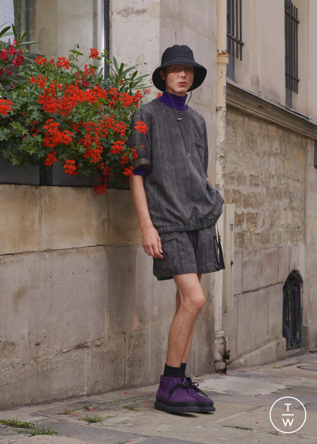 Fashion Week Paris Spring/Summer 2022 look 22 de la collection Sacai menswear