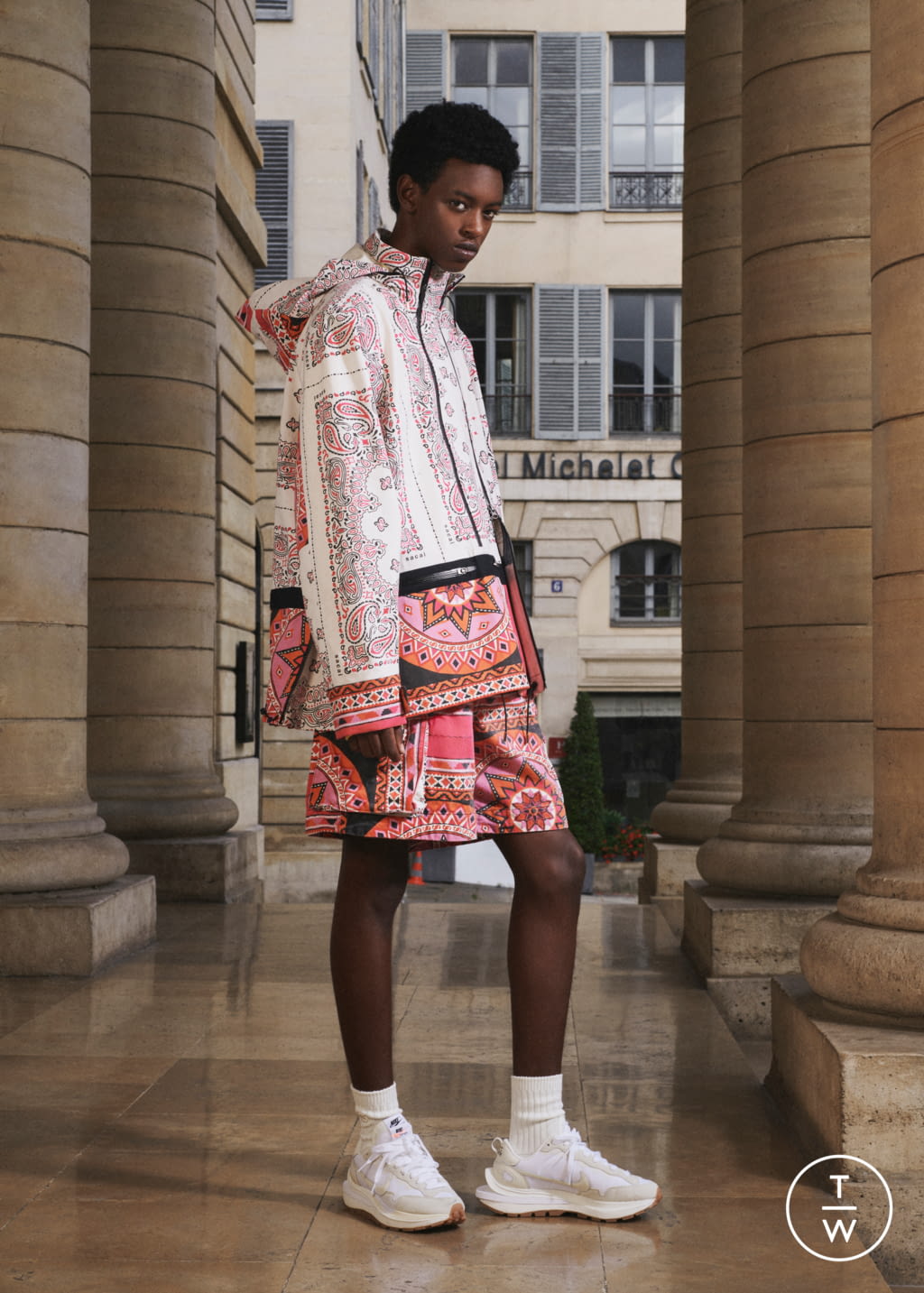 Fashion Week Paris Spring/Summer 2022 look 24 de la collection Sacai menswear