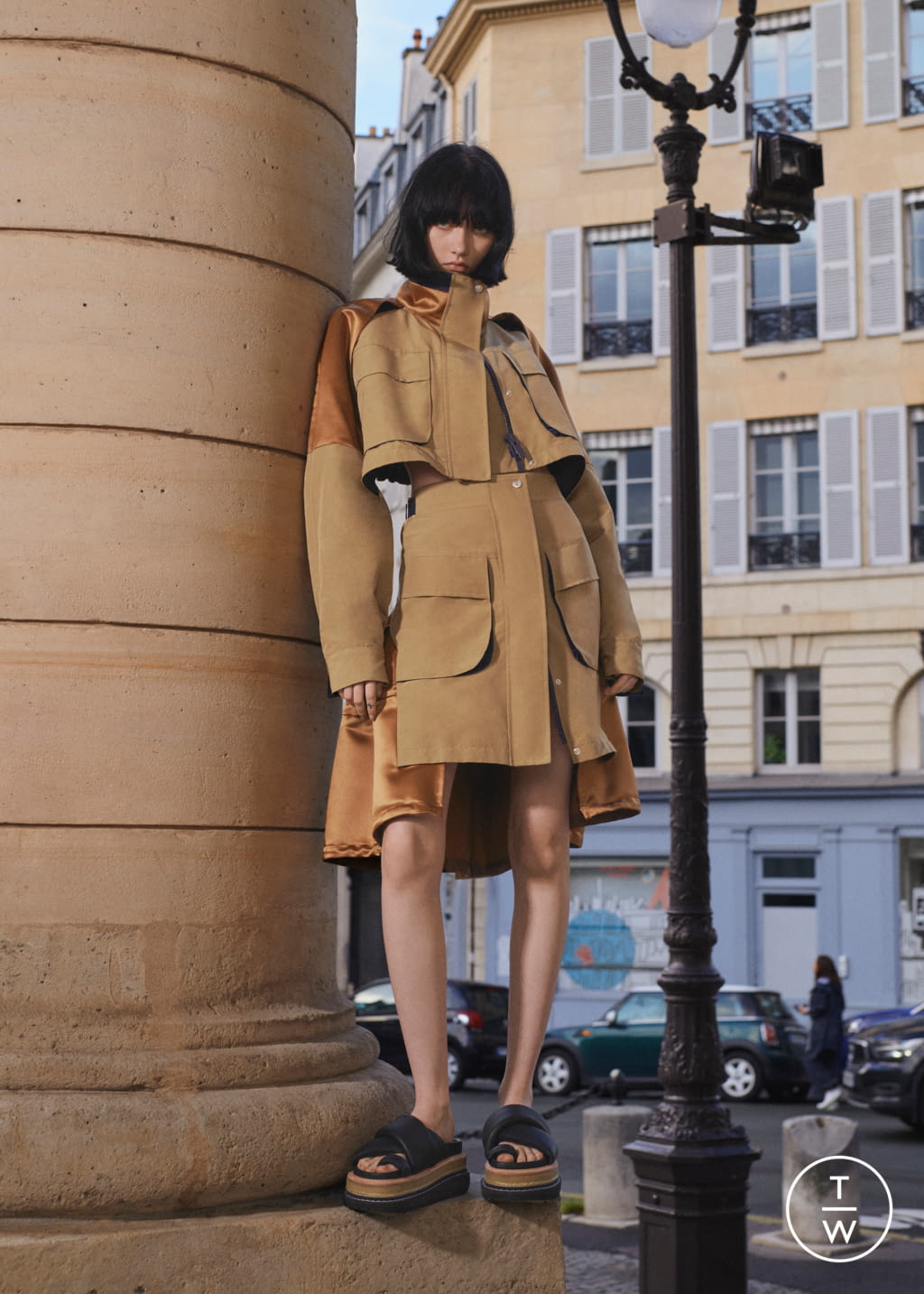 Fashion Week Paris Resort 2022 look 12 from the Sacai collection 女装