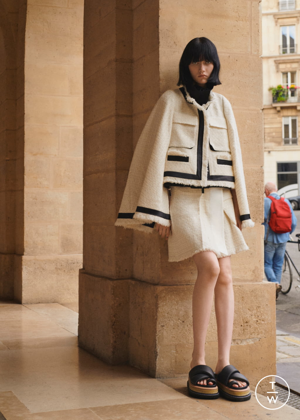 Fashion Week Paris Resort 2022 look 31 from the Sacai collection 女装