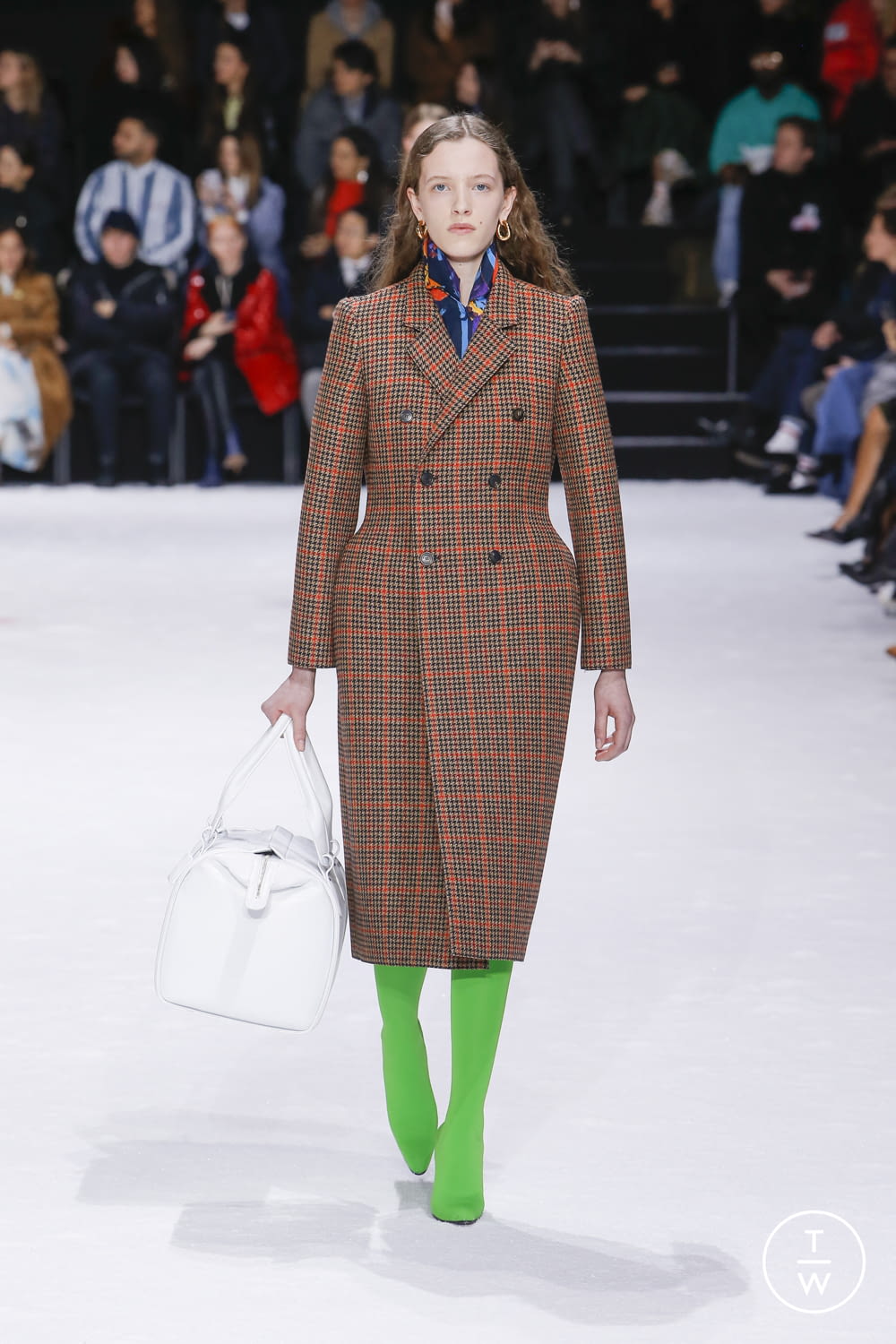 Fashion Week Paris Fall/Winter 2018 look 23 from the Balenciaga collection 女装