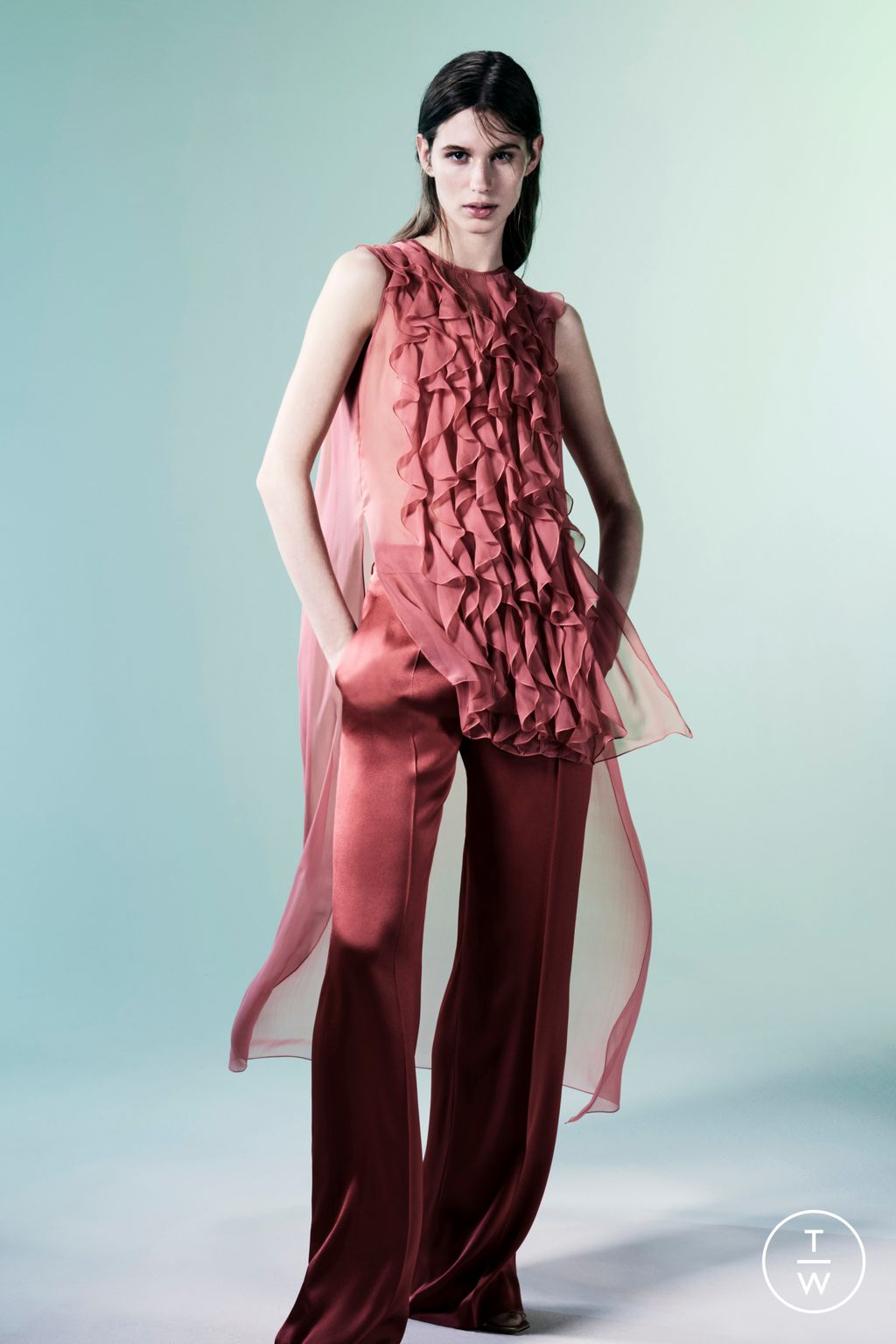 Fashion Week Milan Resort 2025 look 23 from the Alberta Ferretti collection womenswear